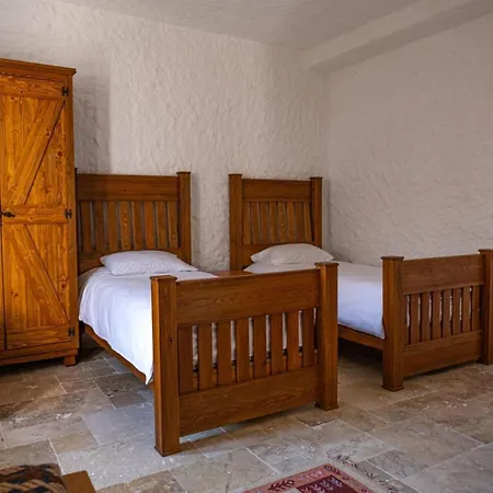 Villa Fener Burnunda Denize Sifir Orjinaltas Malikane *