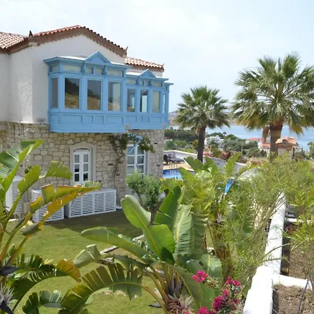 Fener Burnunda Denize Sifir Orjinaltas Malikane *