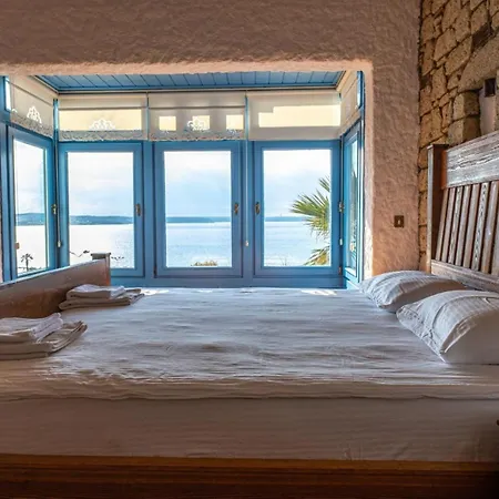 Fener Burnunda Denize Sifir Orjinaltas Malikane Cesme