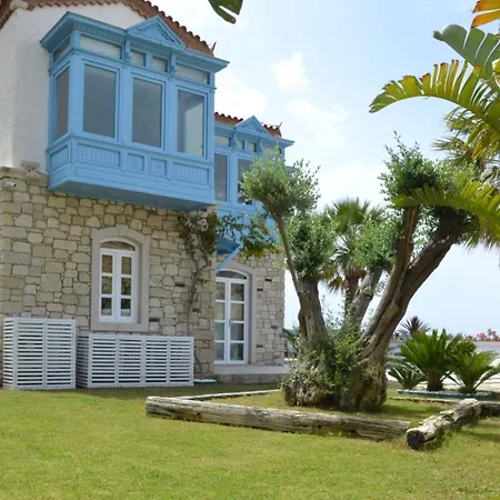 Villa Fener Burnunda Denize Sifir Orjinaltas Malikane *